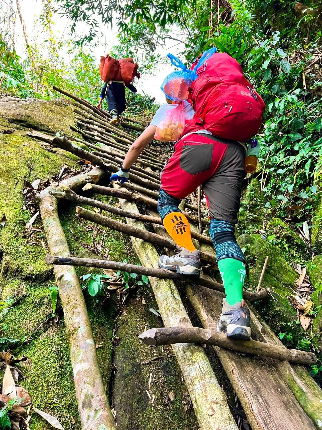 13 Days Wonderful Hiking Adventure from Bac Ha Hoang Su Phi Tan Quang